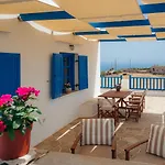 Captain's Art Villa