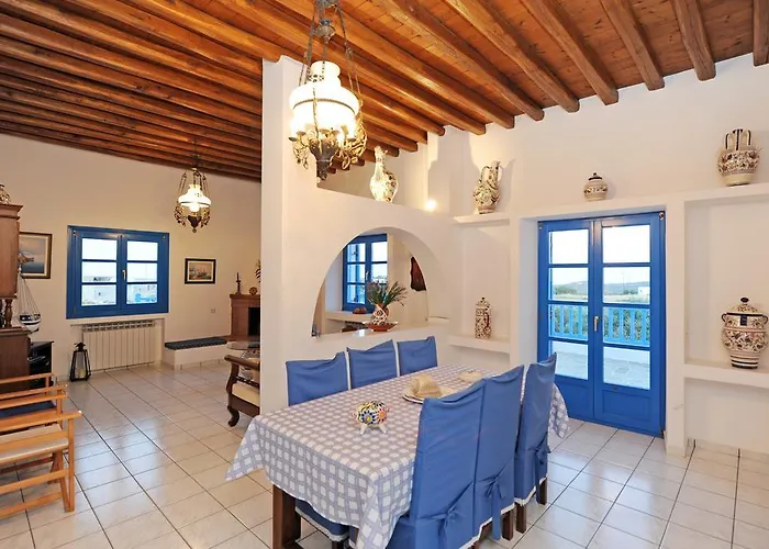 Captain's Art Villa *