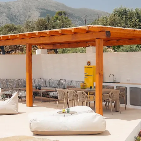 Villa Captain's Art Artemonas