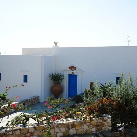 Captain's Art Villa