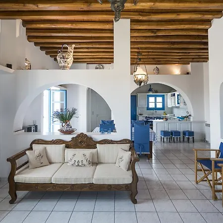 Captain's Art Villa